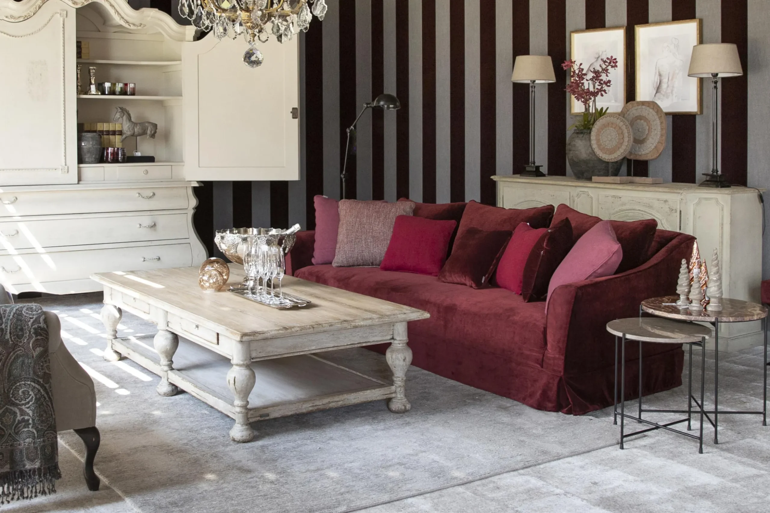 Amaris, Sideboard, 2 Doors, Antique Finish