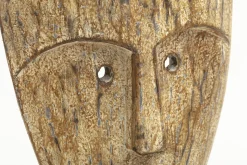 Anano, Mask, On Foot