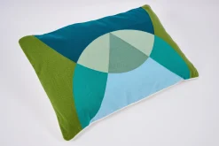 Athos, Cushion