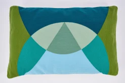 Athos, Cushion