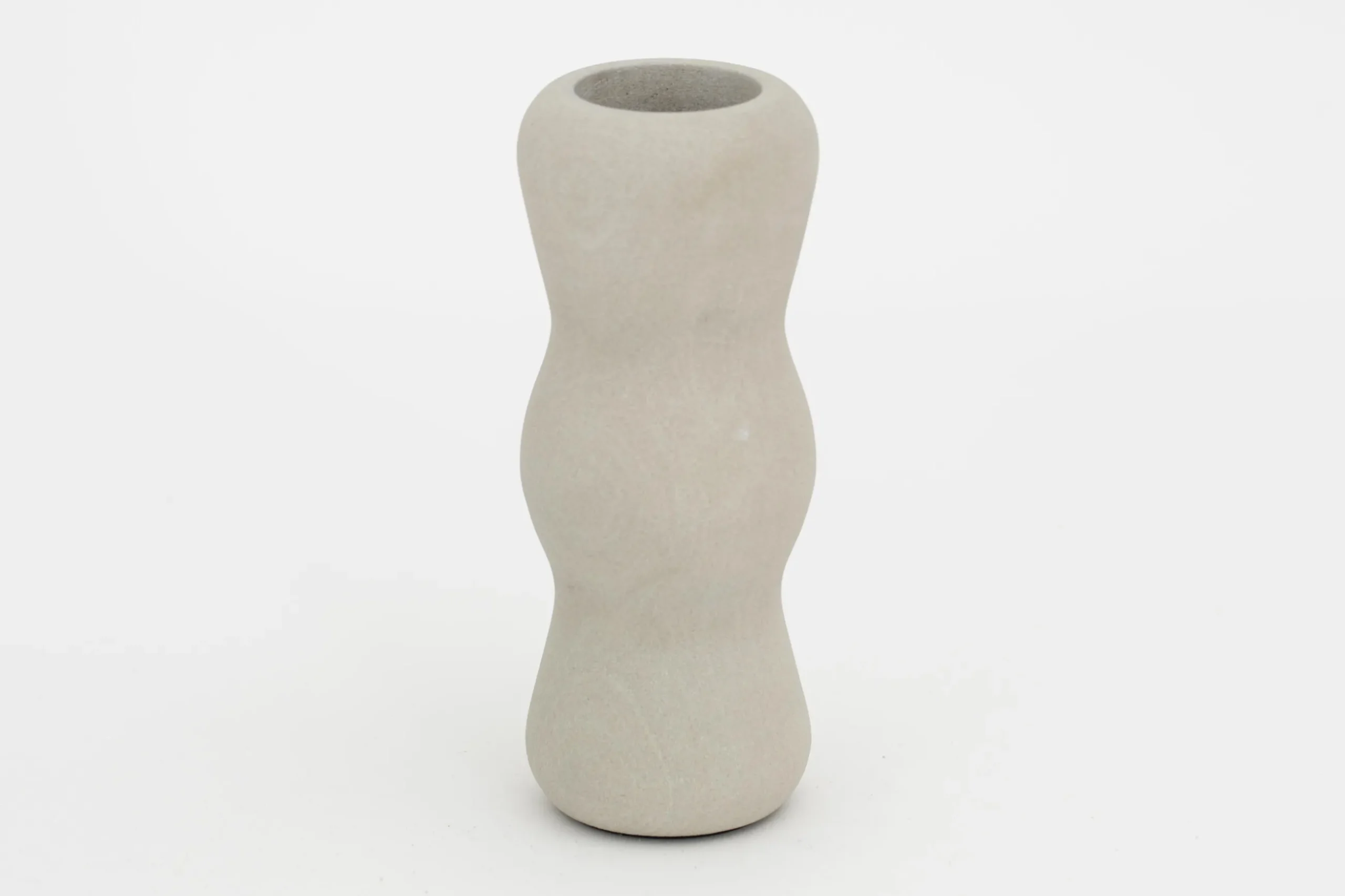 Ayno, Vase, Sandstone