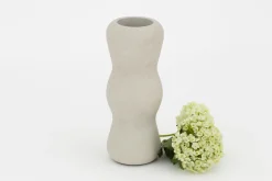 Ayno, Vase, Sandstone