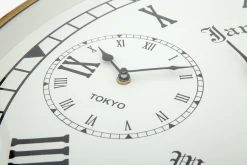Claudel, Wall Clock