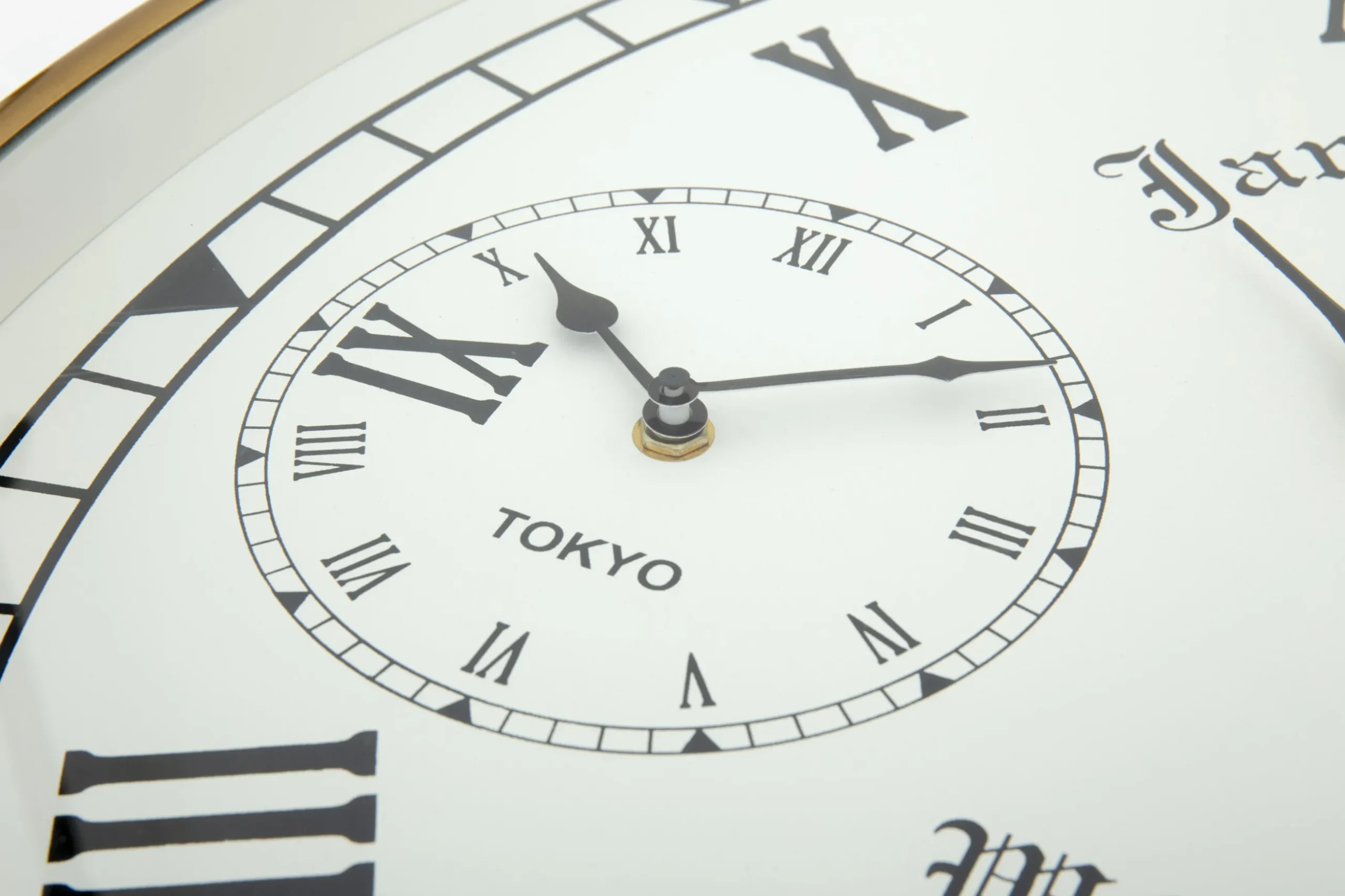 Claudel, Wall Clock
