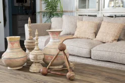 Corby, Cone, Wood, L