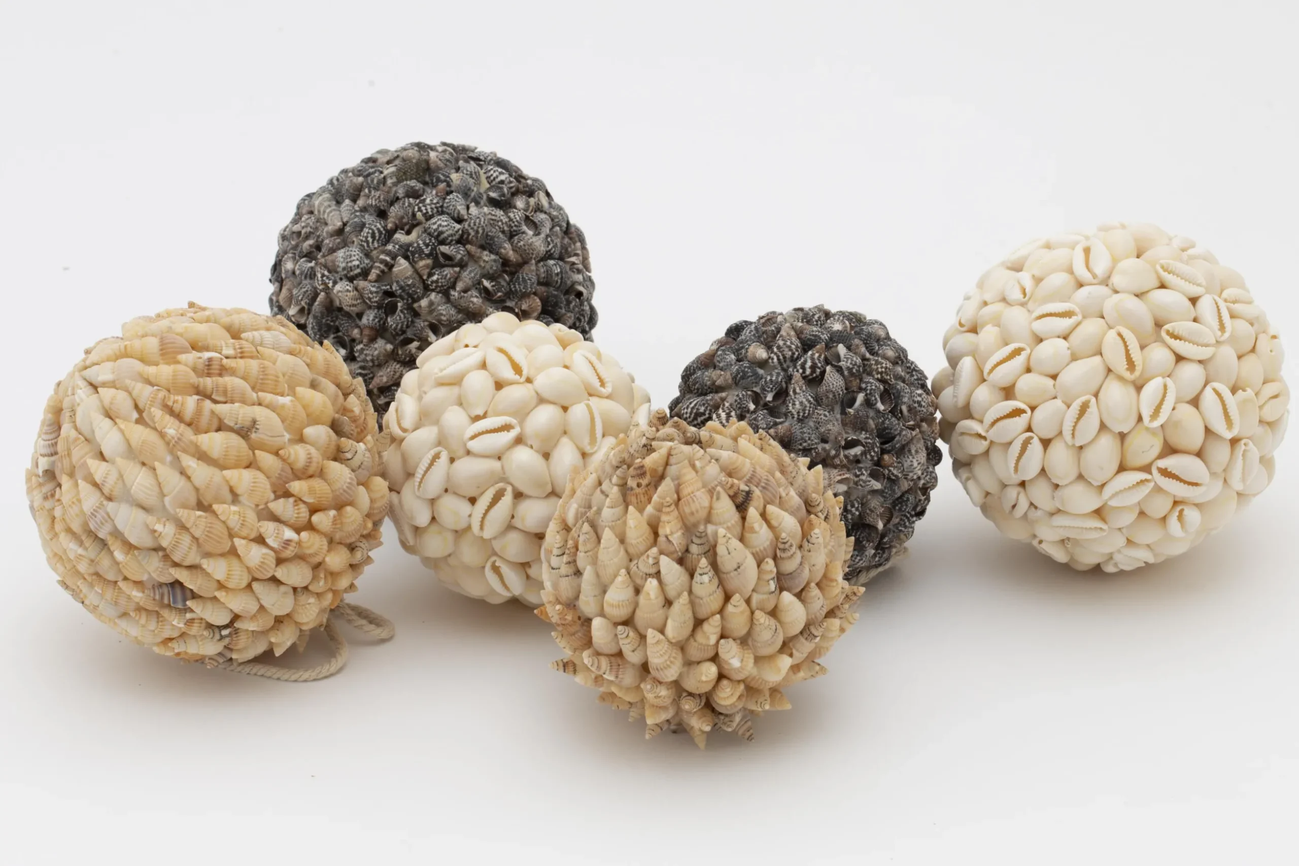 Darcio, Deco Ball, L