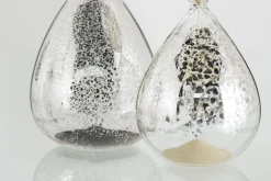 Demel, Hourglass