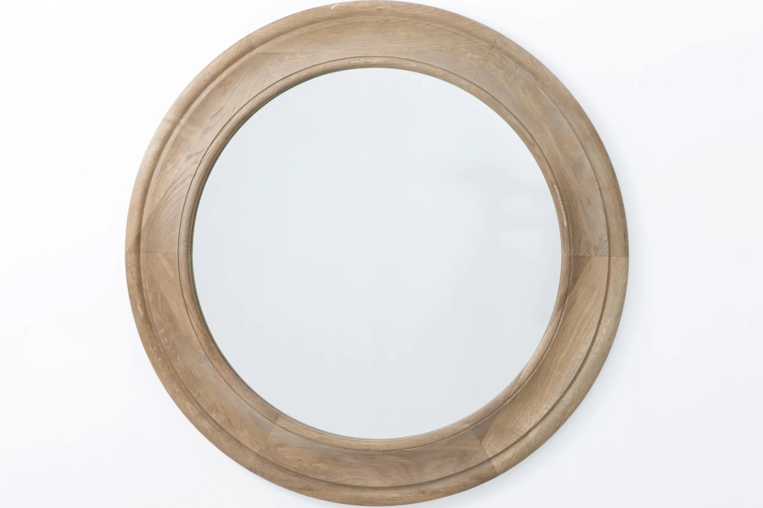 Estelle, Mirror, Round