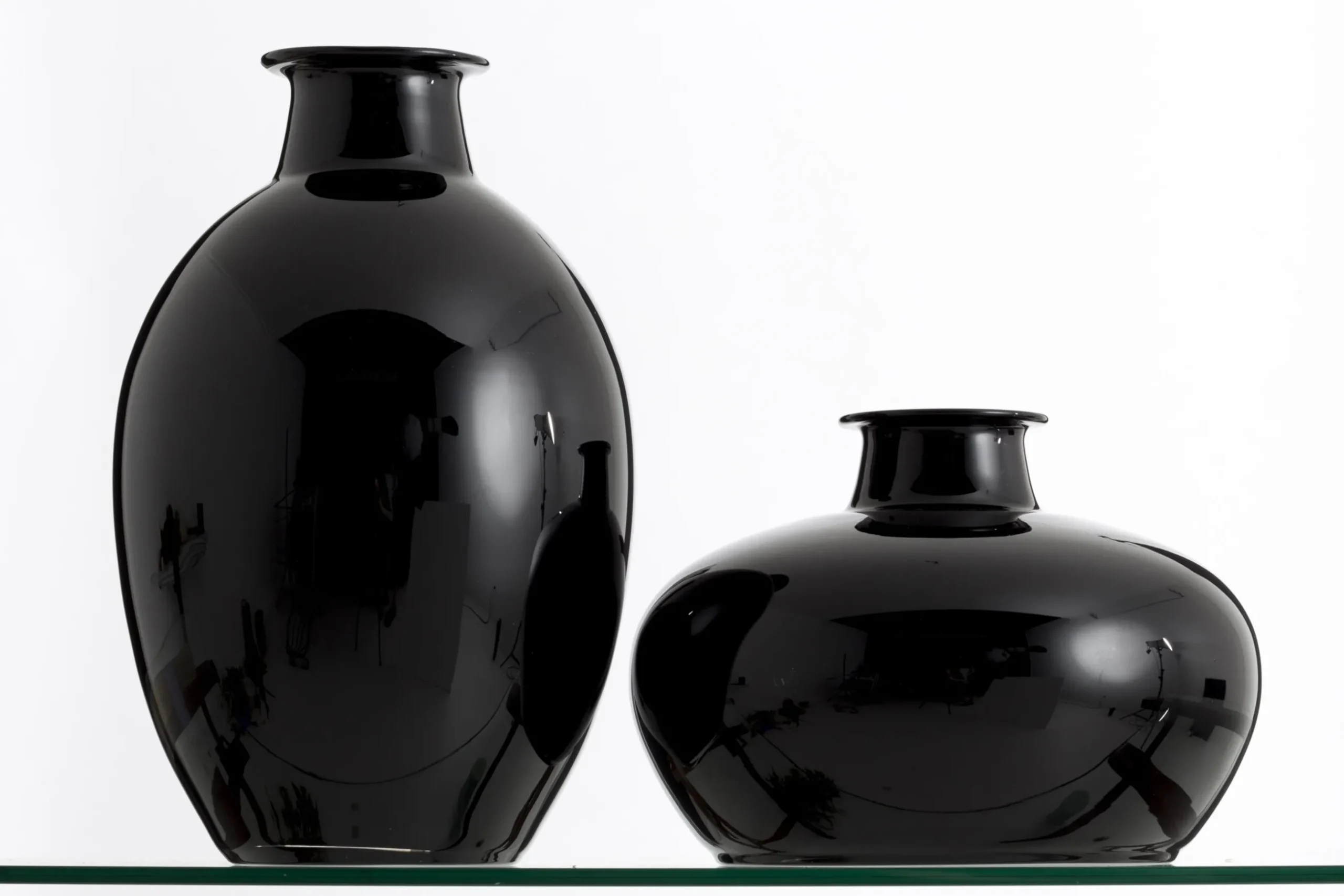 Griegos, Vase, Glass, Black