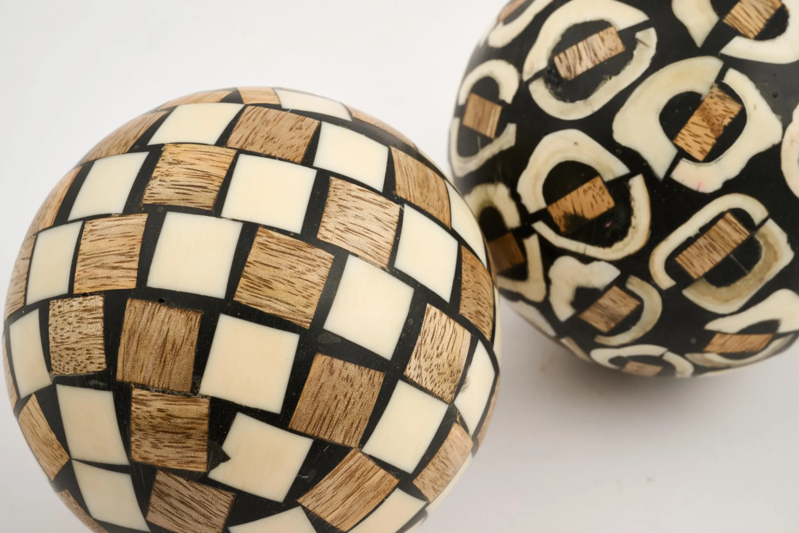 Halsey, Deco Ball