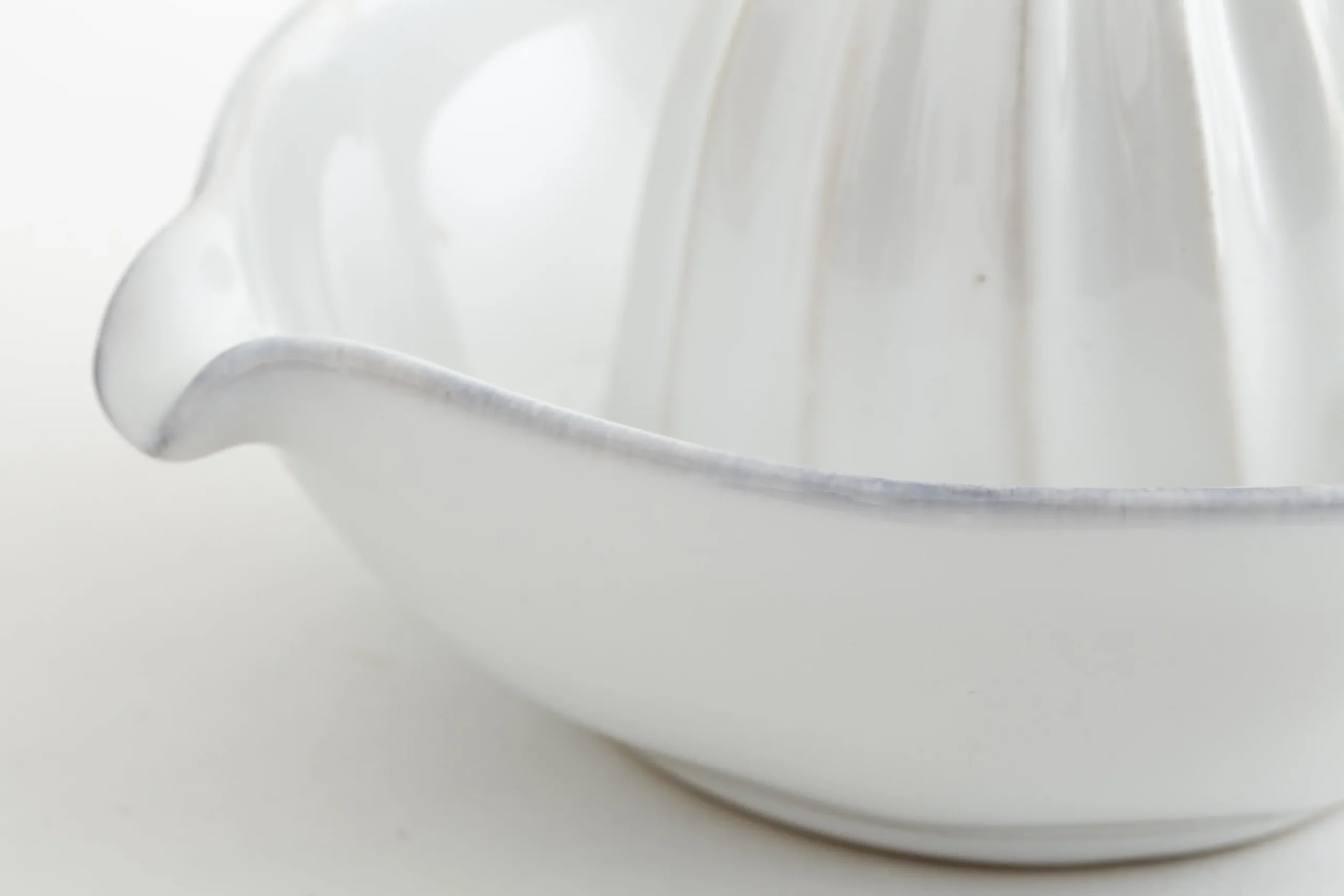 Jille, Citrus Juicer, Ceramic, White