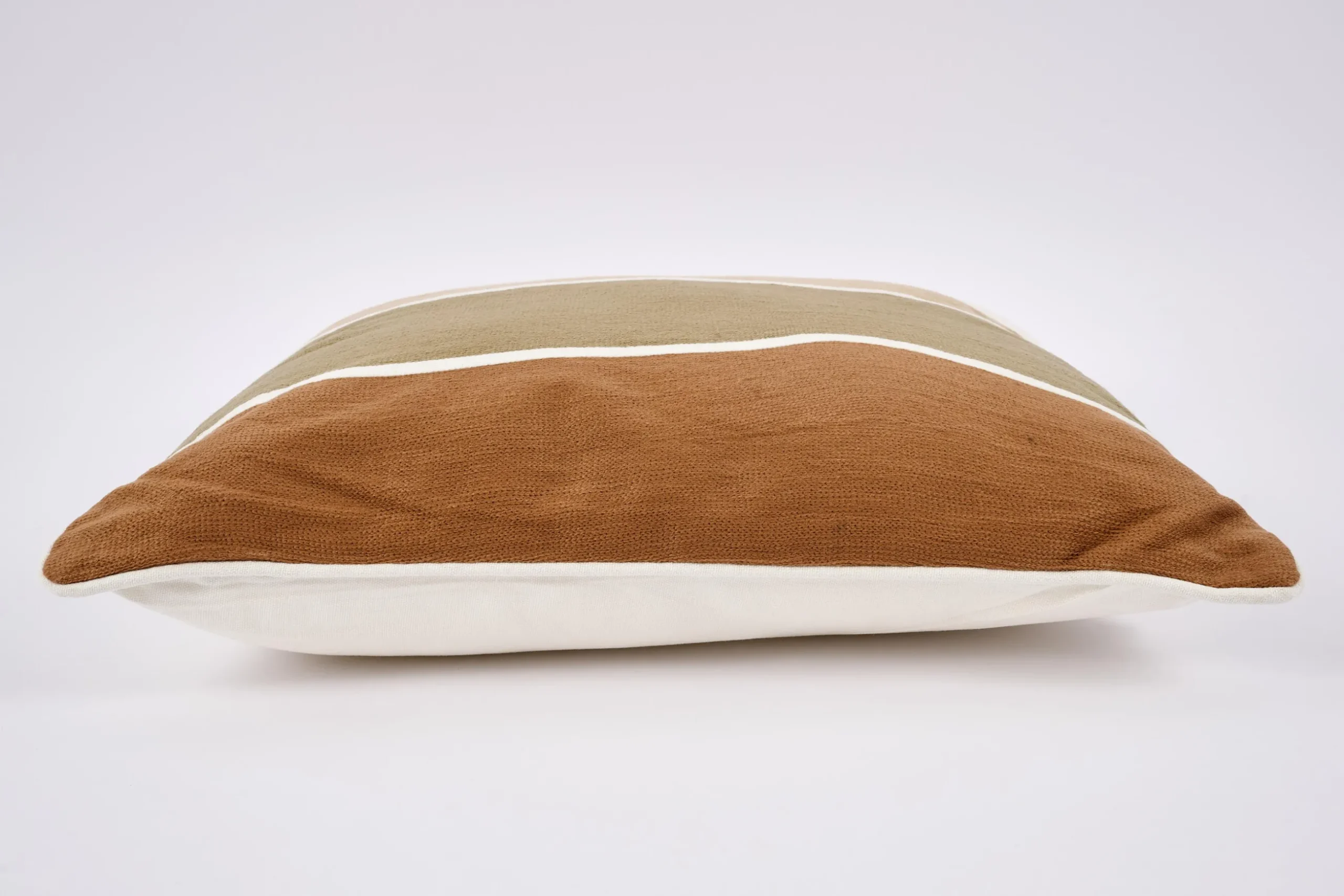Kenan, Cushion