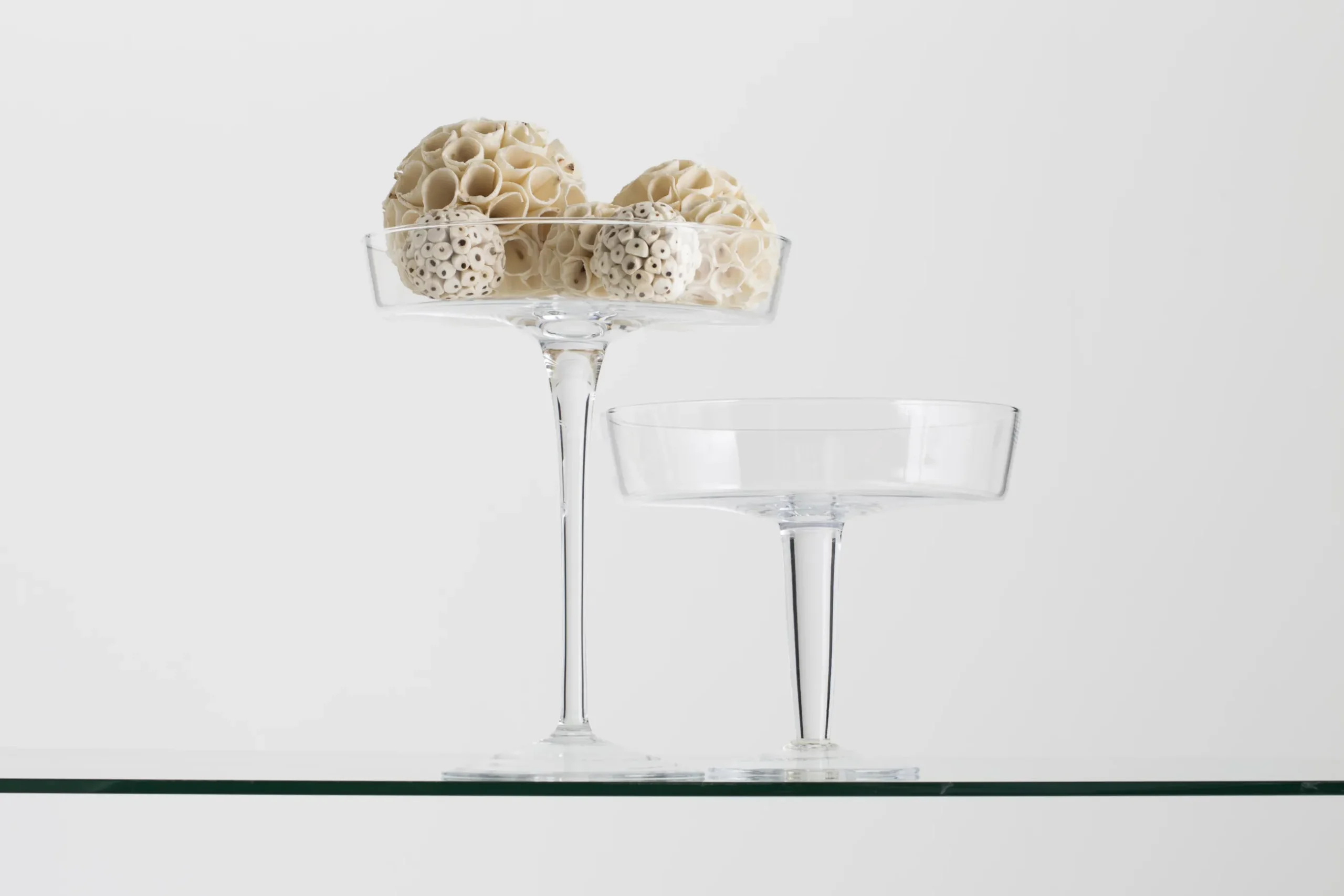 Kira, Dish, On Foot, Glass, L