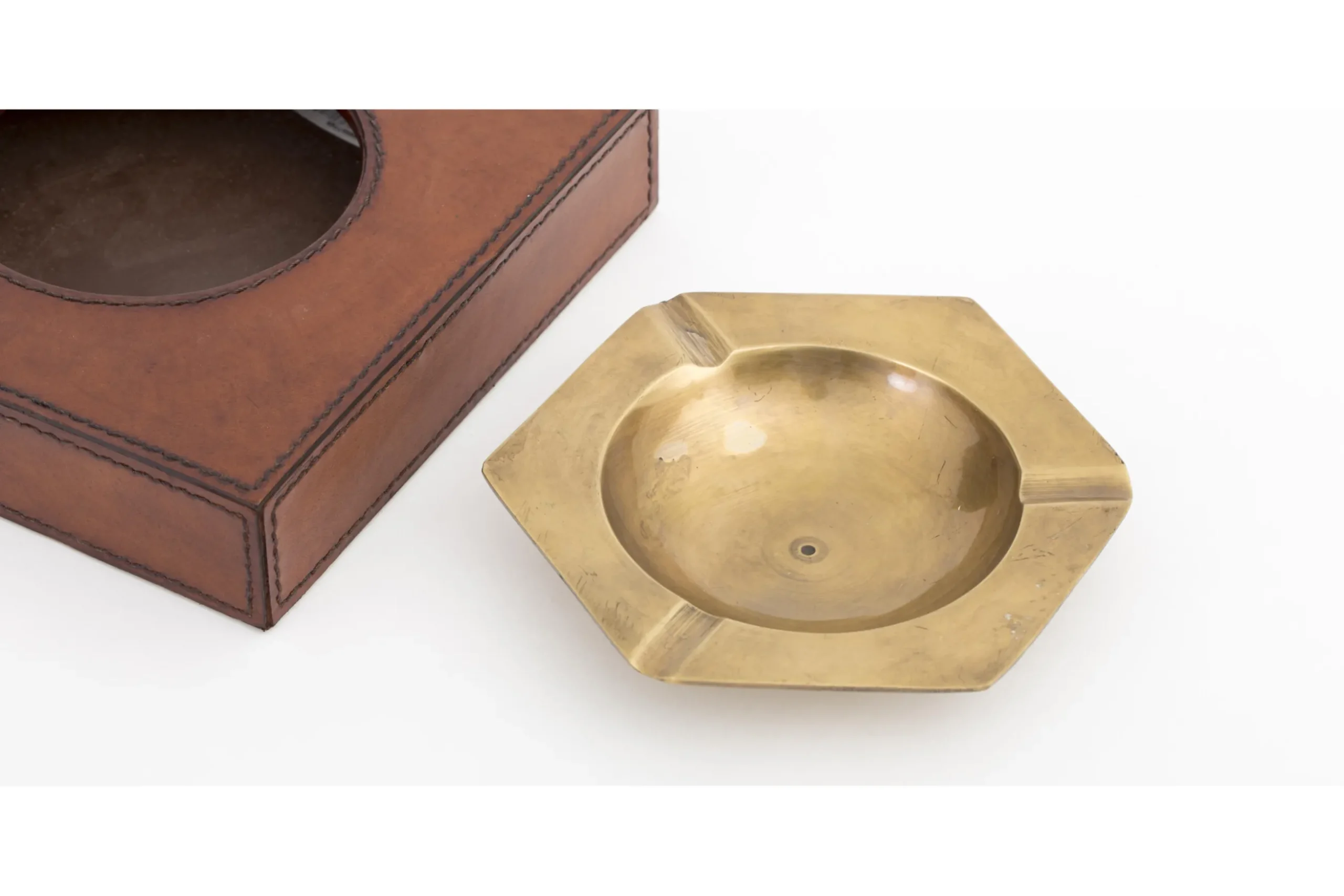Manhattan, Ashtray, Brown Leather