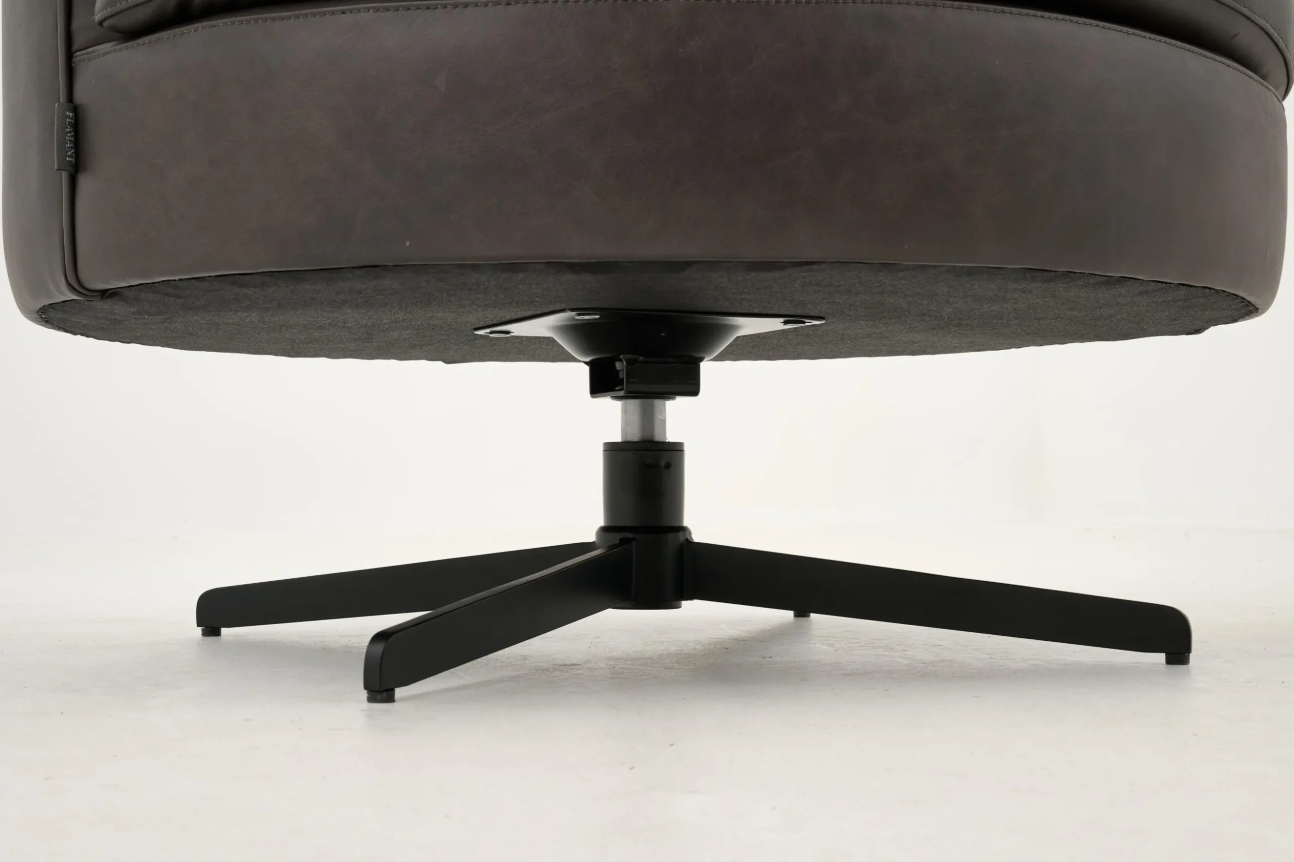 Marchetti, Armchair, Leather Black, Rotatable