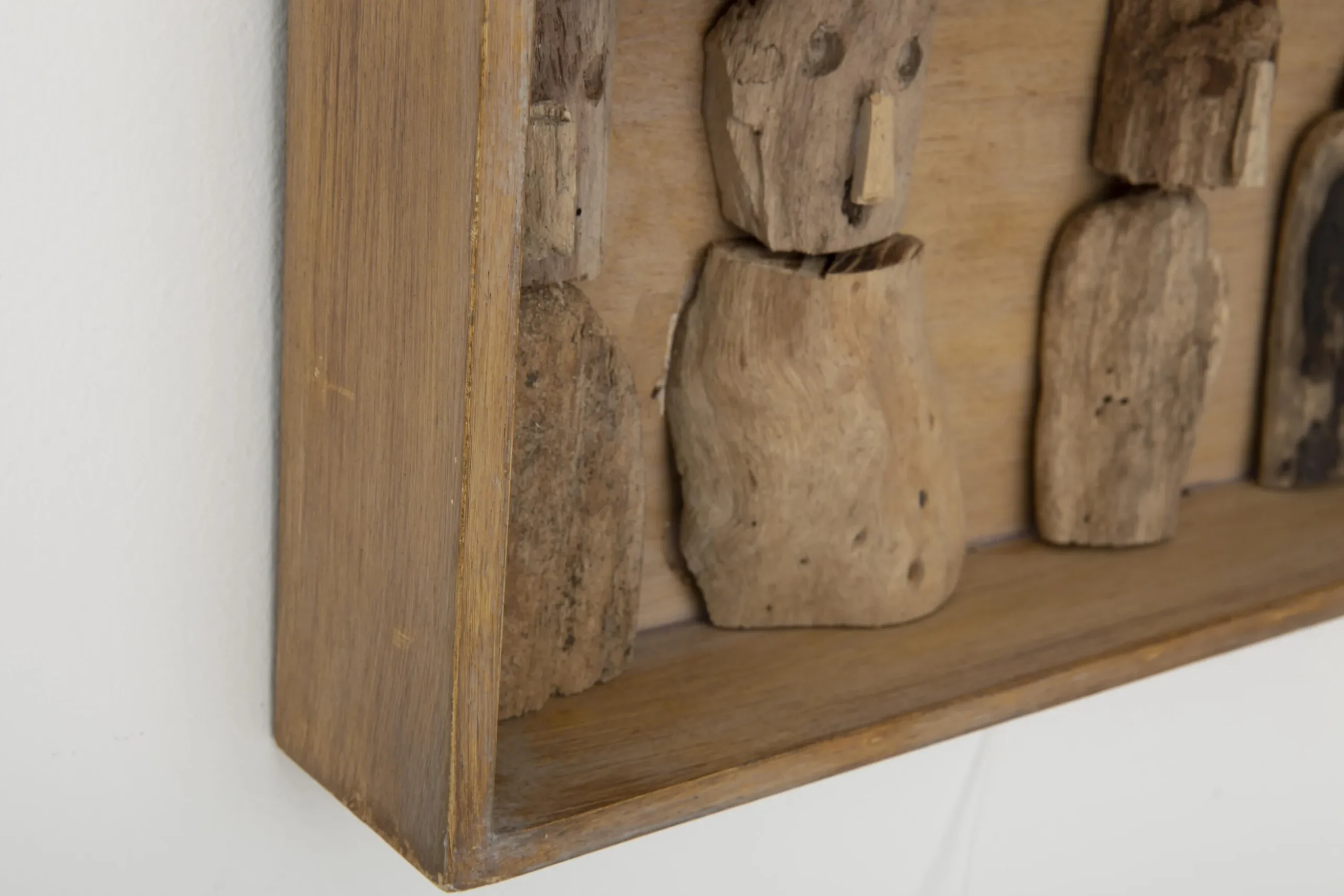 Mily, Wall Panel, Model 4