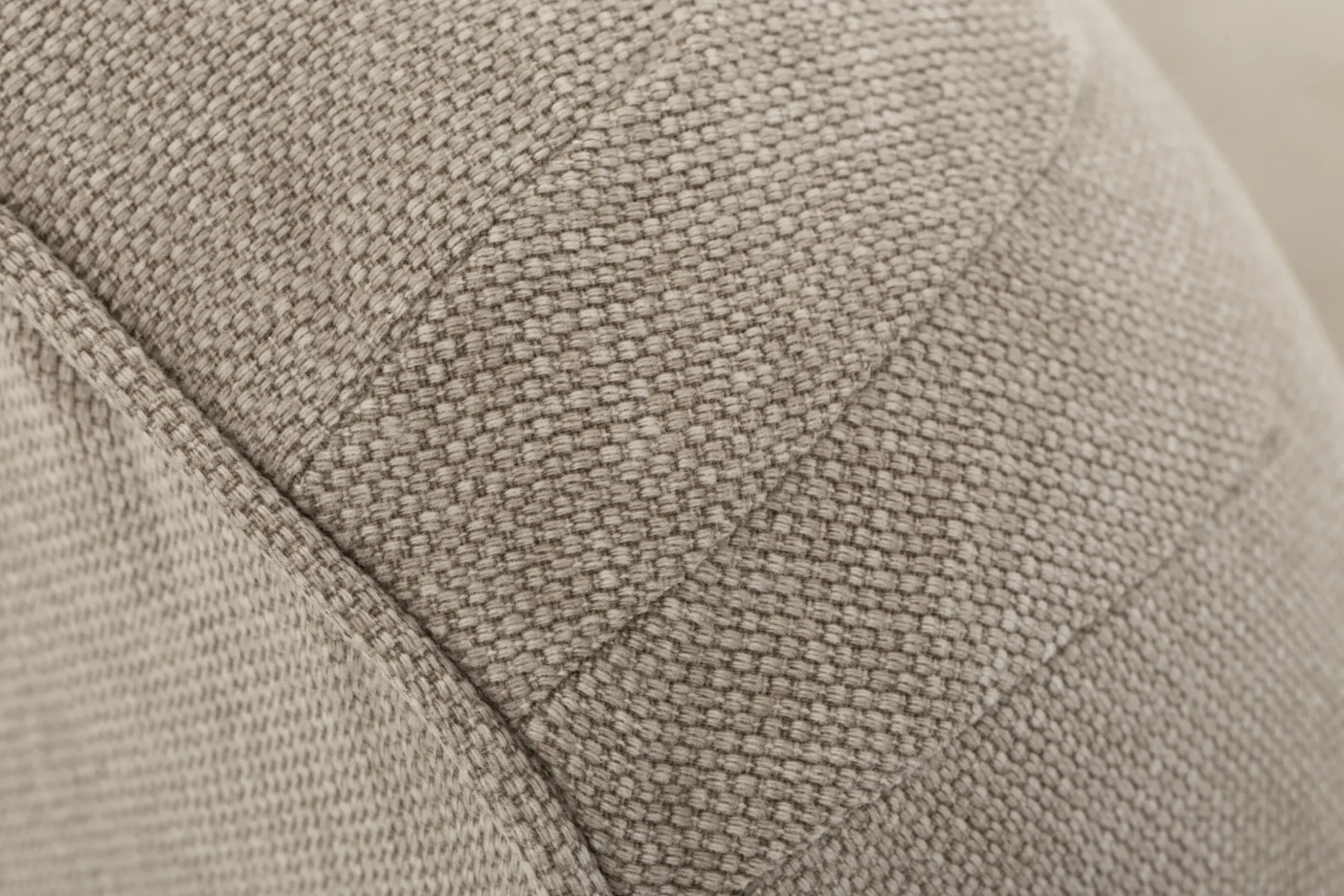 Nelson, Seat, Cover