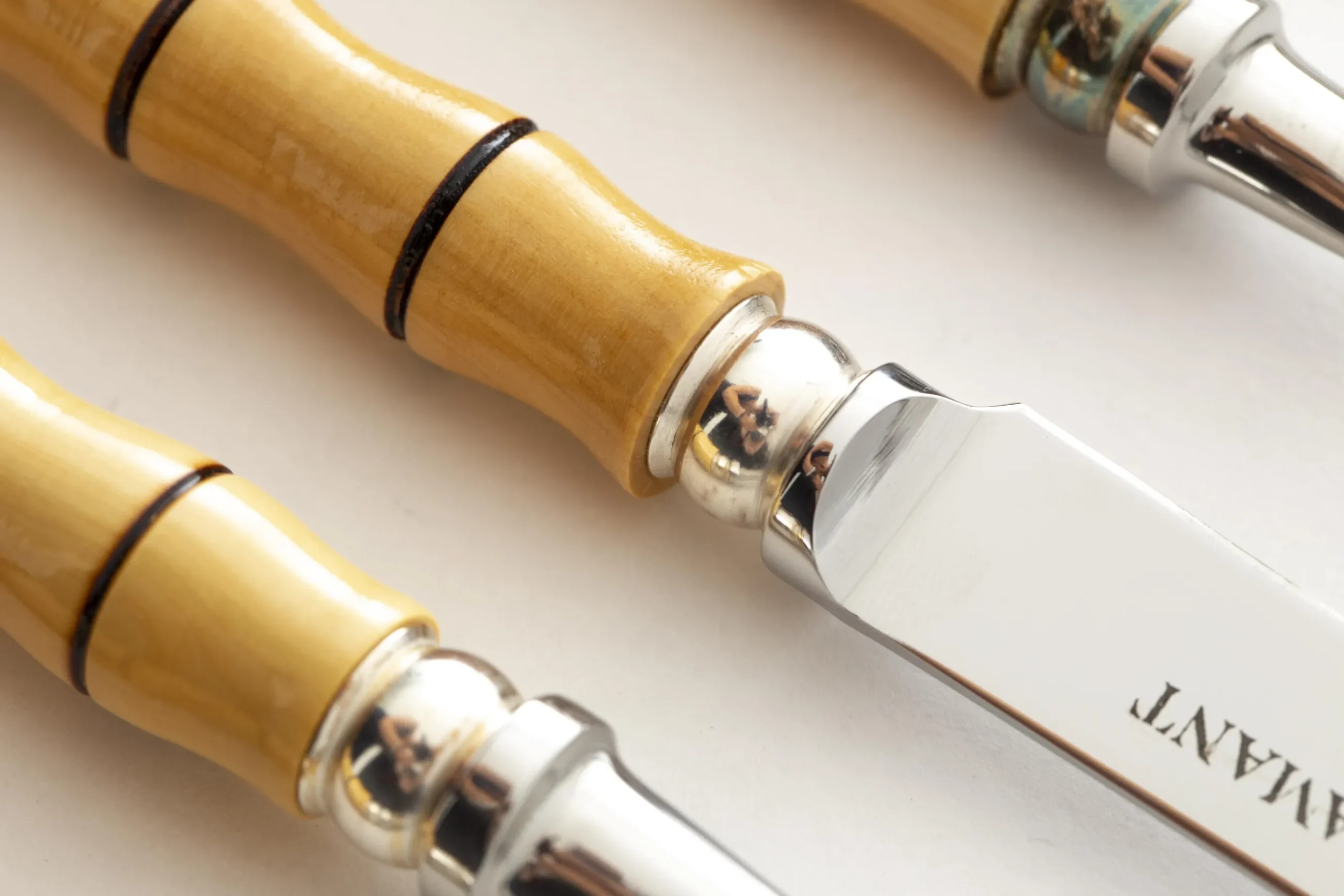 Olsaka, Fish Knife