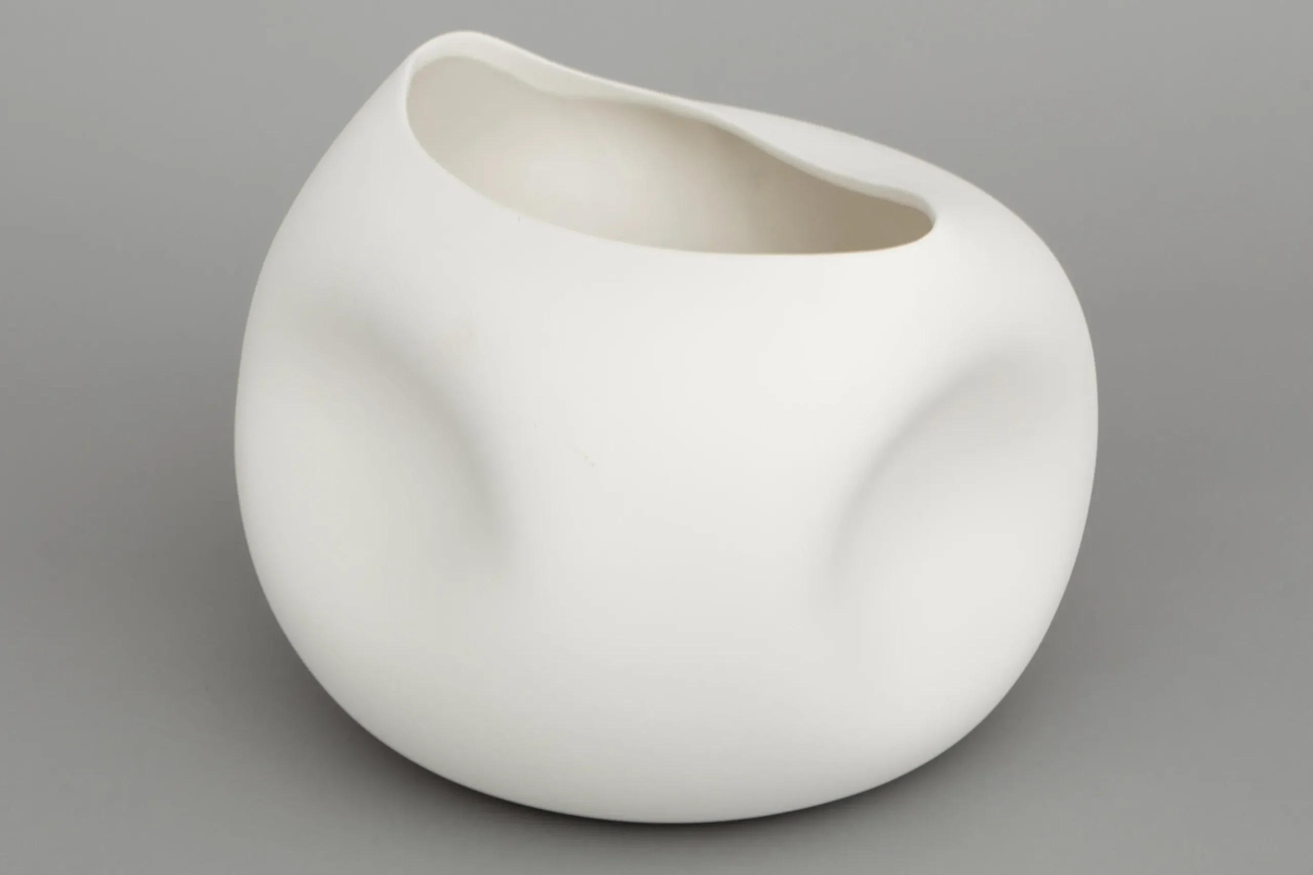 Reynolds, Vase, Ceramic, White, Model 4
