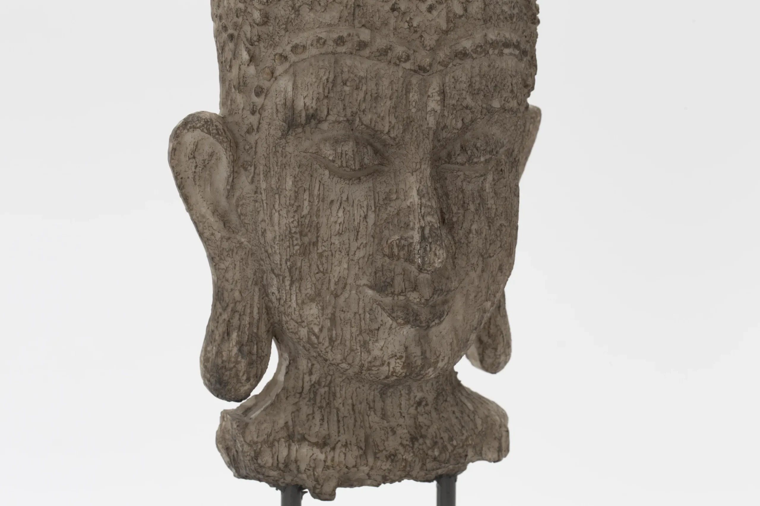 Sarash, Head