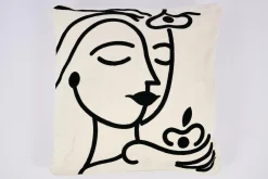 Susana, Cushion, Model 1