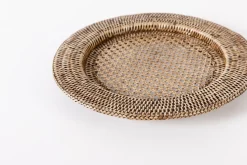 Togo, Underplate, Reed
