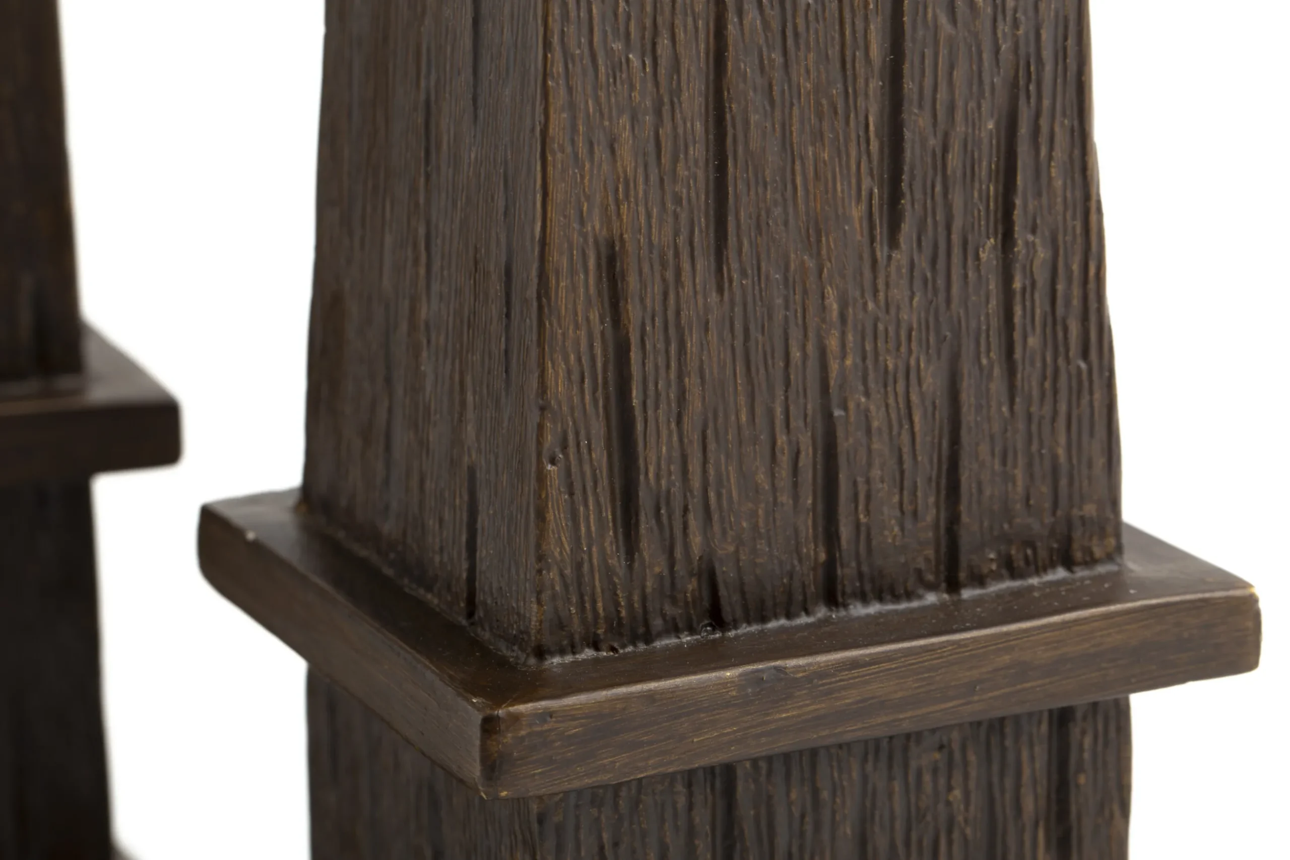 Waku, Obelisk, Brown, L